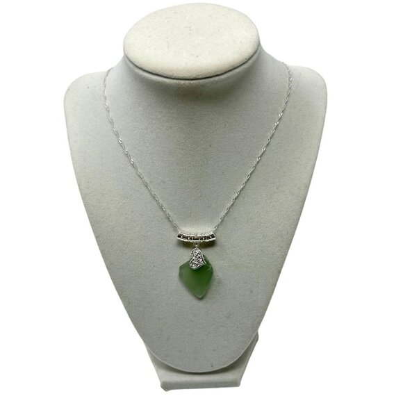 Green Seaglass Pendant,‎ 20" Silver Plated Cable Chain and Bobble w/Heart Charm - Picture 2 of 6